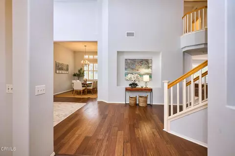 Entry Way - 415 Caliente Way, Oxnard, CA 93036 photo 2 of 3