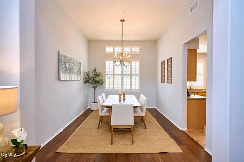 Dining - 415 Caliente Way, Oxnard, CA 93036 photo 1 of 1