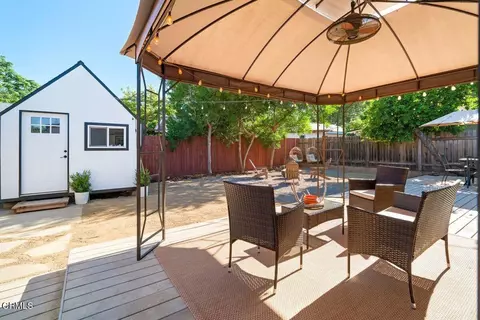 Exterior - 326 Larmier Ave, Oak View, CA 93022 photo 4 of 10