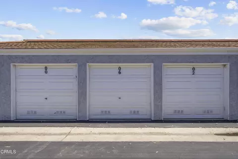 Exterior - 5206 Longfellow Way, Oxnard, CA 93033 photo 4 of 4