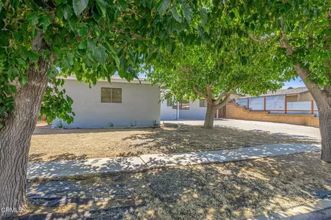 Exterior - 44846 Andale Ave, Lancaster, CA 93535 photo 1 of 8