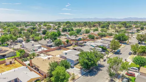 View/Area - 44846 Andale Ave, Lancaster, CA 93535 photo 1 of 6