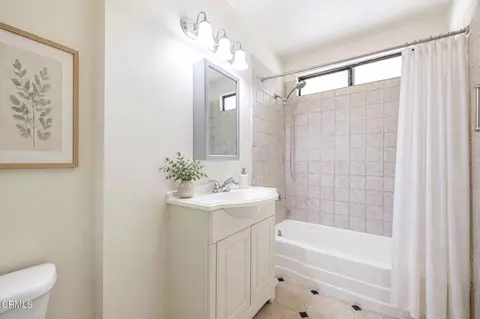 Bath - 44846 Andale Ave, Lancaster, CA 93535 photo 2 of 2