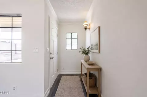 Entry Way - 44846 Andale Ave, Lancaster, CA 93535 photo 1 of 2