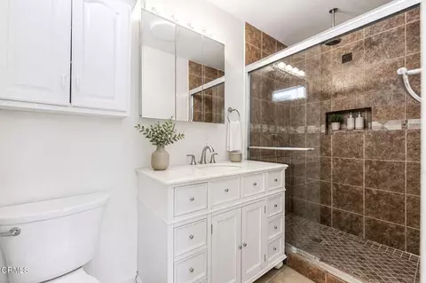 Bath - 44846 Andale Ave, Lancaster, CA 93535 photo 1 of 2