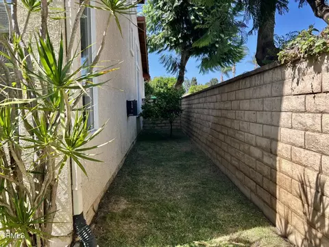 Exterior - 492 Calle Mirasol, Camarillo, CA 93010 photo 7 of 11