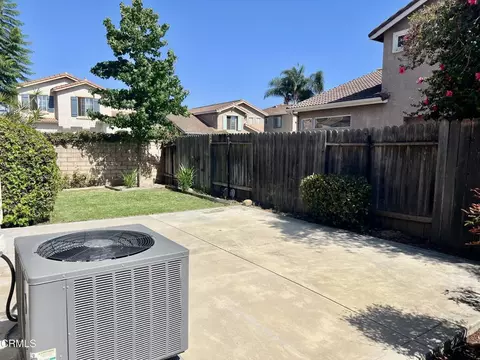 Exterior - 492 Calle Mirasol, Camarillo, CA 93010 photo 5 of 11
