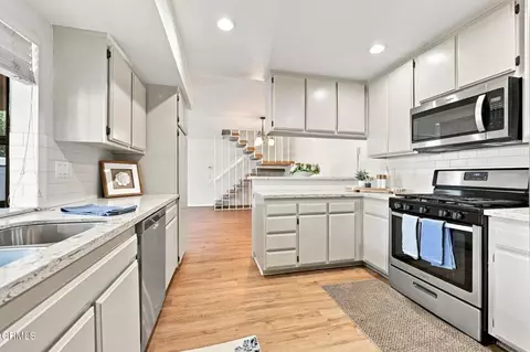 Kitchen - 1107 Catlin St #A, Simi Valley, CA 93065 photo 6 of 6