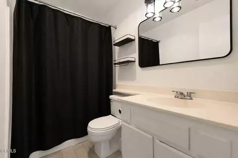 Bath - 5193 Columbus Pl, Oxnard, CA 93033 photo 1 of 2