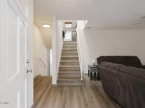 Entry Way - 5193 Columbus Pl, Oxnard, CA 93033 photo 1 of 2