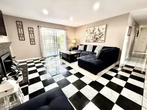 Living - 4400 Hamilton Ave, Oxnard, CA 93033 photo 2 of 2