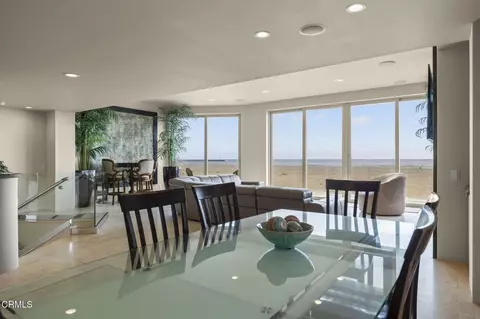 Dining - 3629 Ocean Dr, Oxnard, CA 93035 photo 2 of 4