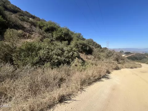 7821 Mesa Dr, Simi Valley, CA 93063 photo 3