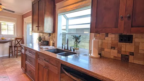 Kitchen - 7871 E Ring St, Long Beach, CA 90808 photo 1 of 7