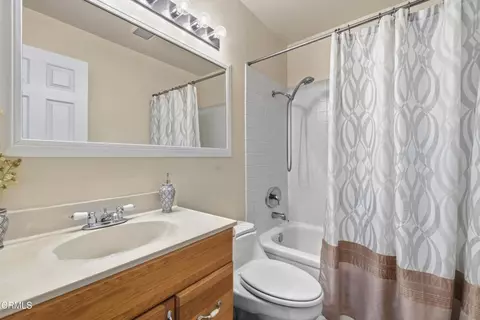 Bath - 1855 Alscot Ave, Simi Valley, CA 93063 photo 1 of 3