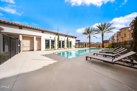 Exterior - 533 Via Vallarta, Camarillo, CA 93012 photo 2 of 4