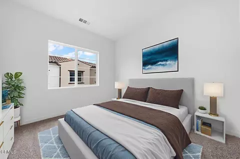 Bedroom - 533 Via Vallarta, Camarillo, CA 93012 photo 4 of 4