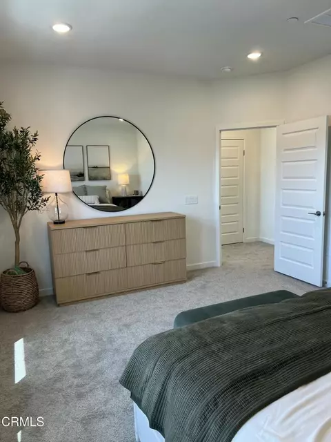 Bedroom - 533 Via Vallarta, Camarillo, CA 93012 photo 2 of 4