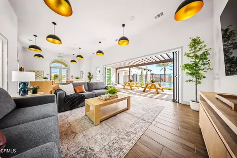 View/Area - 533 Via Vallarta, Camarillo, CA 93012 photo 1 of 1