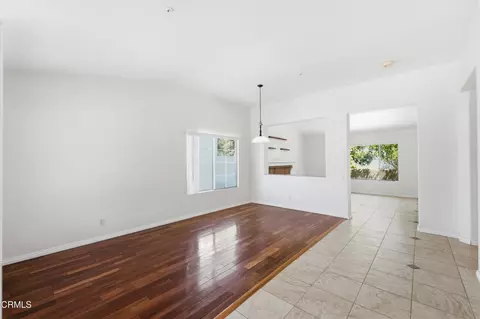Living - 2105 Lanyard Way, Oxnard, CA 93035 photo 1 of 3