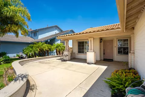 Exterior - 2105 Lanyard Way, Oxnard, CA 93035 photo 2 of 6