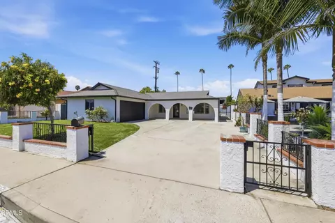Exterior - 3631 La Costa Pl, Oxnard, CA 93033 photo 1 of 7