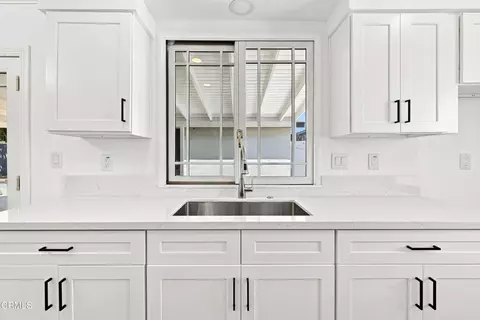 Kitchen - 3631 La Costa Pl, Oxnard, CA 93033 photo 2 of 3
