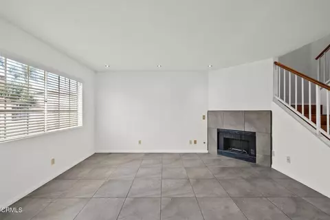 Living - 13912 Mcclure Ave #6, Paramount, CA 90723 photo 3 of 4