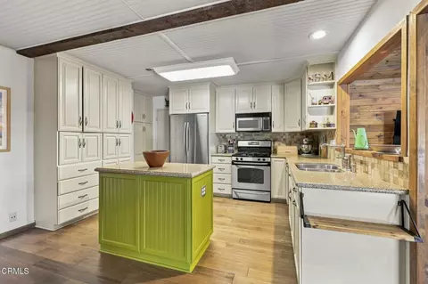 Kitchen - 1121 Sunnyglenn Ave, Ojai, CA 93023 photo 1 of 2