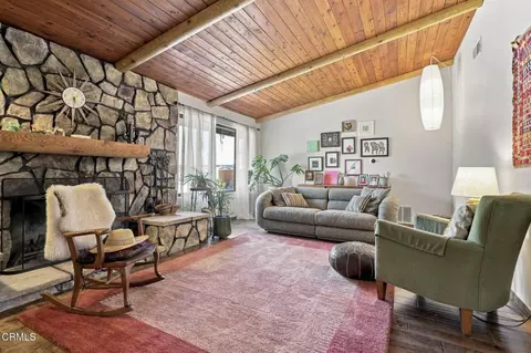 Living - 1121 Sunnyglenn Ave, Ojai, CA 93023 photo 2 of 5