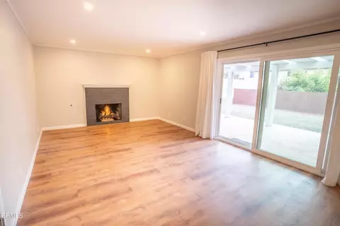 Living - 382 Alpine Ave, Ventura, CA 93004 photo 3 of 4