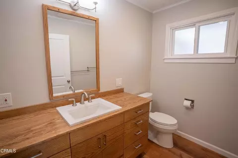 Bath - 382 Alpine Ave, Ventura, CA 93004 photo 5 of 6