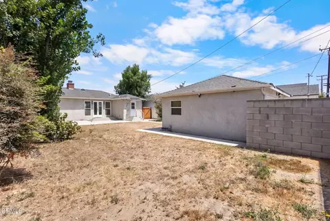 Exterior - 302 Douglas Ave, Oxnard, CA 93030 photo 5 of 5