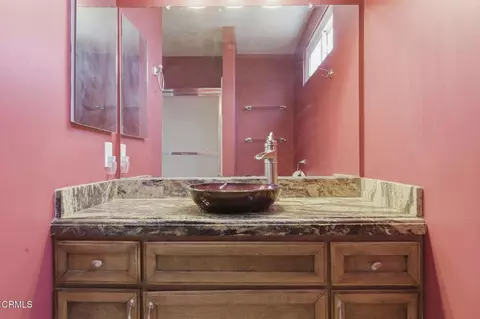 Bath - 1089 Old Ranch Rd, Camarillo, CA 93012 photo 3 of 5