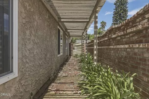 Exterior - 1089 Old Ranch Rd, Camarillo, CA 93012 photo 5 of 8