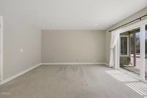 Living - 1089 Old Ranch Rd, Camarillo, CA 93012 photo 8 of 10