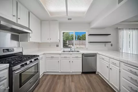 Kitchen - 1615 Old Ranch Rd, Camarillo, CA 93012 photo 3 of 3