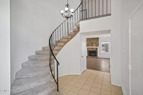 Entry Way - 1615 Old Ranch Rd, Camarillo, CA 93012 photo 2 of 4