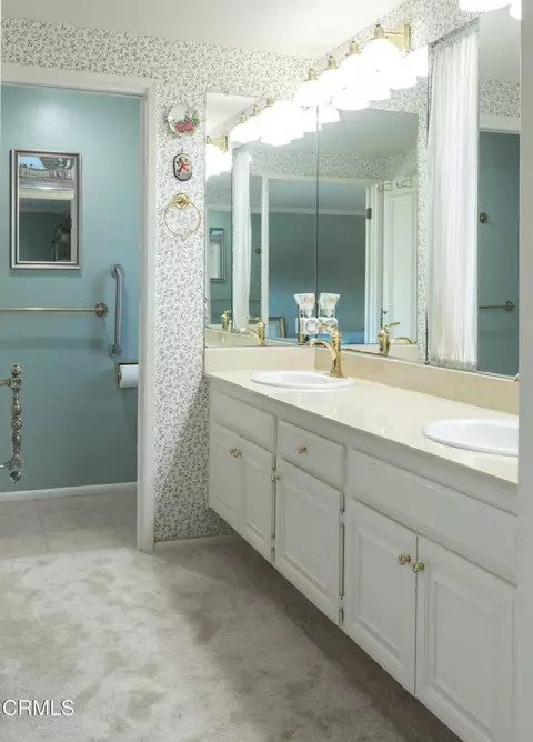 Bath - 730 Piropo Ct, Camarillo, CA 93010 photo 3 of 4