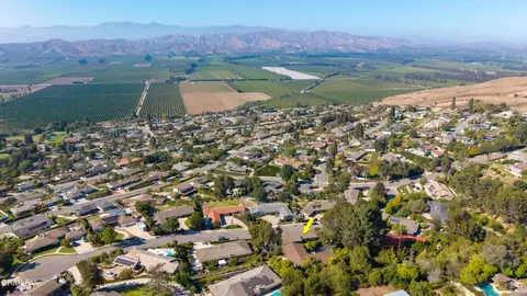 View/Area - 730 Piropo Ct, Camarillo, CA 93010 photo 9 of 12