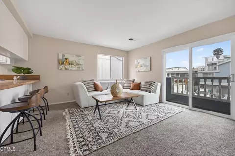 Living - 360 Melrose Dr, Oxnard, CA 93035 photo 2 of 3