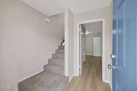 Entry Way - 360 Melrose Dr, Oxnard, CA 93035 photo 1 of 1
