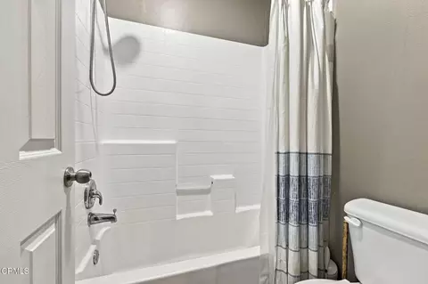 Bath - 3141 N Oxnard Blvd, Oxnard, CA 93036 photo 5 of 8