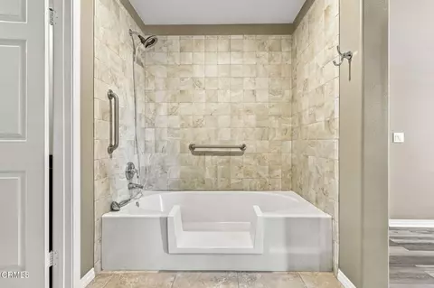 Bath - 3141 N Oxnard Blvd, Oxnard, CA 93036 photo 3 of 8