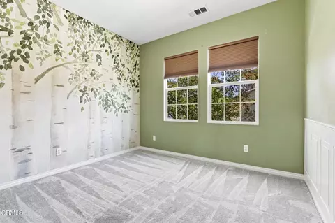 Bedroom - 3141 N Oxnard Blvd, Oxnard, CA 93036 photo 2 of 3