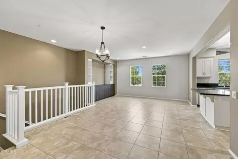 Living - 3141 N Oxnard Blvd, Oxnard, CA 93036 photo 2 of 3
