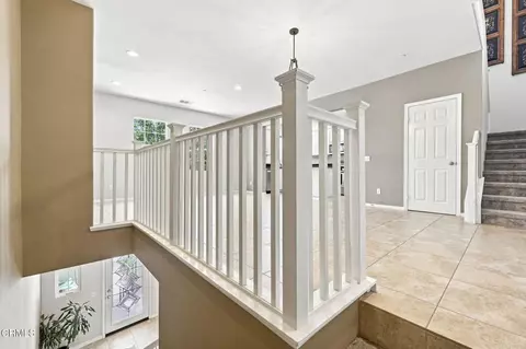 Entry Way - 3141 N Oxnard Blvd, Oxnard, CA 93036 photo 3 of 3