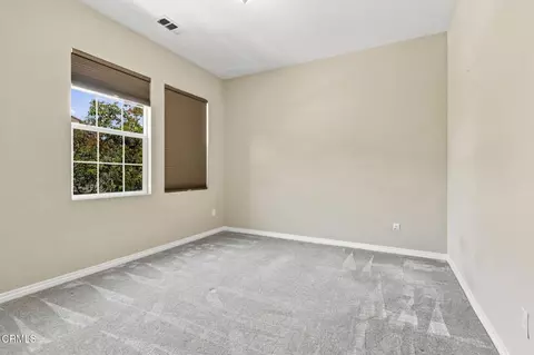 Bedroom - 3141 N Oxnard Blvd, Oxnard, CA 93036 photo 1 of 3
