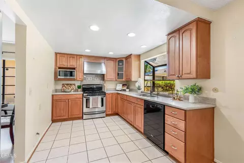 Kitchen - 20150 Stagg St, Winnetka, CA 91306 photo 1 of 1