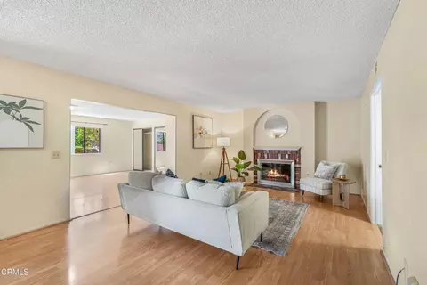 Living - 20150 Stagg St, Winnetka, CA 91306 photo 1 of 3